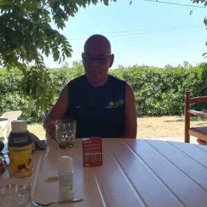 michelcaug53 - rencontre gay in Louvigny